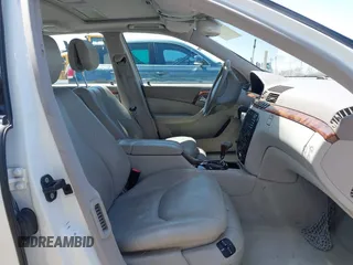 2000 Mercedes-Benz S 320/430/500 z VIN WDBNG75JXYA087535, wystawiony jako IAAI lot #42110848 z przebiegiem 178 057 mil mil oraz . Historia ofert i sprzedaży dostępna na DreamBid. Obrazek 5.