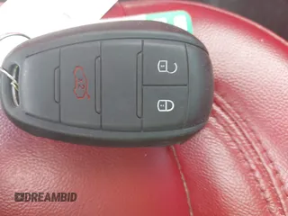2020 Alfa Romeo Stelvio Ti z VIN ZASPAKBN7L7C92393, wystawiony jako IAAI lot #41824452 z przebiegiem 53 616 mil mil oraz . Historia ofert i sprzedaży dostępna na DreamBid. Obrazek 11.