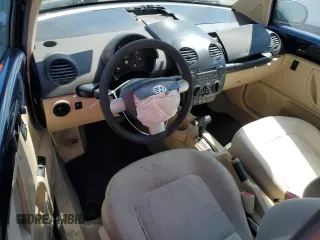 2003 Volkswagen New Beetle Coupe GL with VIN 3VWBK21C73M402426, listed as a Copart auction lot 67768914 with 118,906 mi miles and Salvage Title. Bid and sale history available at carsss.com. Image 8.