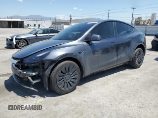 2024 Tesla Model Y Long Range с VIN 7SAYGDEE6RA226035, выставлен на аукционе Copart как лот 52539375 с пробегом 14 220 миль миль и Списание • Salvage title. История ставок и продаж доступна на DreamBid. Изображение 1.