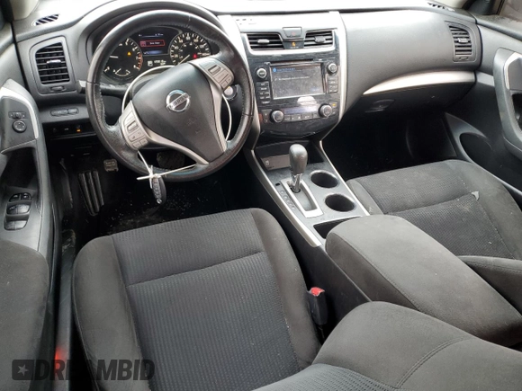 2015 Nissan Altima SV z VIN 1N4AL3AP2FC116869, wystawiony jako Copart lot #56748255 z przebiegiem 129 818 mil mil oraz Czysty tytuł • Clean title. Historia ofert i sprzedaży dostępna na DreamBid. Obrazek 8.