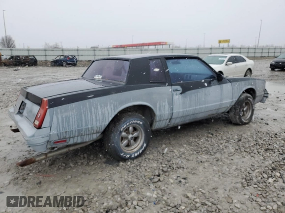 1987 Chevrolet Monte Carlo z VIN 1G1GZ11Z9HR104445, wystawiony jako Copart lot #48035825 z przebiegiem 68 929 mil mil oraz Tytuł czysty. Historia ofert i sprzedaży dostępna na DreamBid. Obrazek 3.