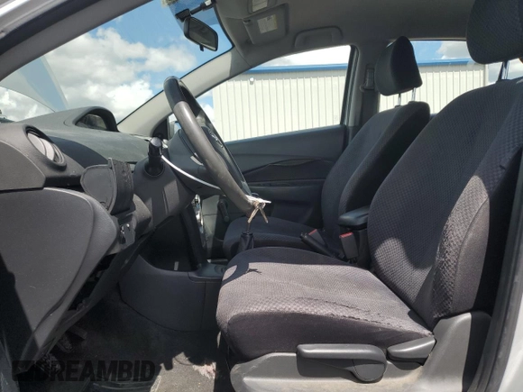 2007 Toyota Yaris with VIN JTDBT903571125580, listed as a Copart auction lot 56263915 with 180,024 mi miles and Clean Title. Bid and sale history available at DreamBid. Image 7.