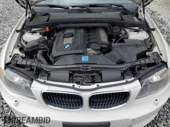 2011 BMW 1 Series 128i with VIN WBAUN1C57BVH83226, listed as a Copart auction lot 57753625 with 55,985 mi miles and Clean title. Bid and sale history available at DreamBid. Image 11.