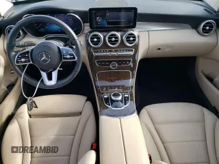 2021 Mercedes-Benz C 300 z VIN W1KWF8DB2MR631388, wystawiony jako Copart lot #59914035 z przebiegiem 45 794 mil mil oraz Szkoda całkowita • Salvage title. Historia ofert i sprzedaży dostępna na DreamBid. Obrazek 8.