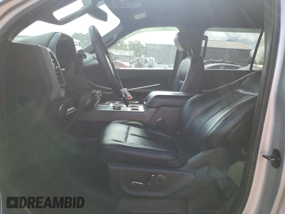 2019 Ford Expedition XLT with VIN 1FMJU1HT2KEA44869, listed as a Copart auction lot 55254475 with 135,356 mi miles and Non repairable. Bid and sale history available at DreamBid. Image 7.