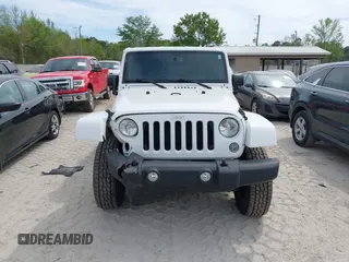 2015 Jeep Wrangler Unlimited Rubicon Hard Rock с VIN 1C4HJWFG7FL684057, выставлен на аукционе IAAI как лот 41963885 с пробегом 103 240 миль миль и . История ставок и продаж доступна на DreamBid. Изображение 12.