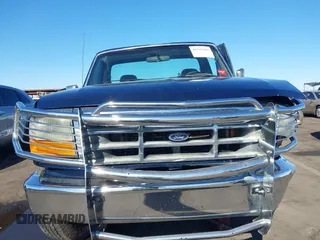 1996 Ford F-250 with VIN 2FTHF25H1TCA71880, listed as a IAAI auction lot 41343169 with 204,813 mi miles. Bid and sale history available at carsss.com. Image 13.