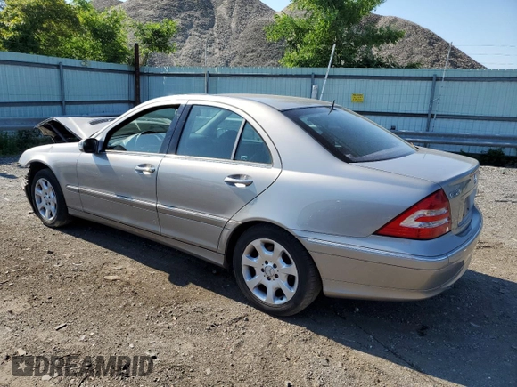 2005 Mercedes-Benz C 320 с VIN WDBRF84J05F664759, выставлен на аукционе Copart как лот 56924864 с пробегом 99 694 миль миль и Списание • Salvage title. История ставок и продаж доступна на DreamBid. Изображение 2.