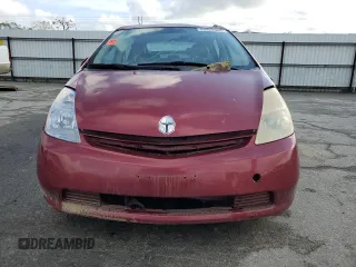 2004 Toyota Prius with VIN JTDKB20U240017969, listed as a Copart auction lot 89409555 with 215,305 mi miles and Salvage Title. Bid and sale history available at carsss.com. Image 5.