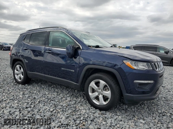 2020 Jeep Compass Latitude with VIN 3C4NJCBB2LT159063, listed as a Copart auction lot 52354065 with 65,547 mi miles and Non Repairable. Bid and sale history available at carsss.com. Image 4.