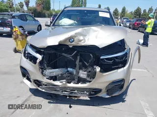 2019 BMW X5 xDrive40i z VIN 5UXCR6C54KLL62006, wystawiony jako IAAI lot #42149795 z przebiegiem 57 470 mil mil oraz . Historia ofert i sprzedaży dostępna na DreamBid. Obrazek 6.