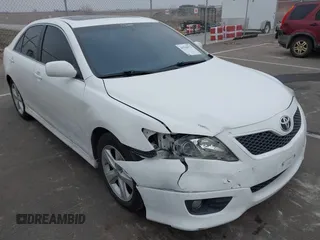 2011 Toyota Camry LE z VIN 4T1BF3EK5BU658827, wystawiony jako IAAI lot #41704973 z przebiegiem 212 443 mil mil oraz . Historia ofert i sprzedaży dostępna na DreamBid. Obrazek 6.