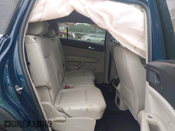 2022 Volkswagen Atlas SE with VIN 1V2HR2CA0NC561411, listed as a IAAI auction lot 41941719 with Not provided miles and . Bid and sale history available at DreamBid. Image 8.