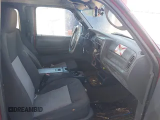 2006 Ford Ranger XLT с VIN 1FTZR45E36PA28836, выставлен на аукционе IAAI как лот 41824719 с пробегом 173 195 миль миль и . История ставок и продаж доступна на DreamBid. Изображение 5.