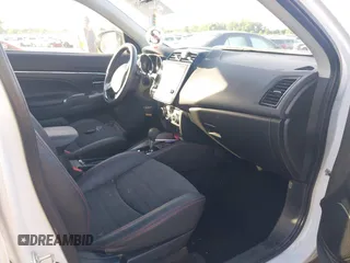 2022 Mitsubishi Outlander SE с VIN JA4APVAU2NU011803, выставлен на аукционе IAAI как лот 42326626 с пробегом 85 580 миль миль и . История ставок и продаж доступна на DreamBid. Изображение 5.