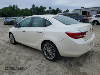 2014 Buick Verano Group z VIN 1G4PS5SK9E4160152, wystawiony jako Copart lot #62270045 z przebiegiem 32 242 mil mil oraz Czysty tytuł • Clean title. Historia ofert i sprzedaży dostępna na DreamBid. Obrazek 2.
