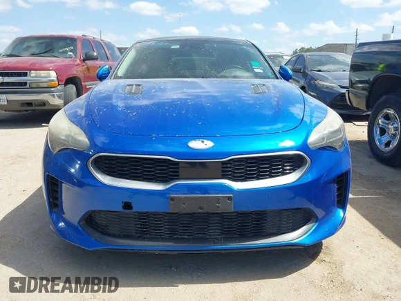 2018 Kia Stinger Premium with VIN KNAE25LA4J6014030, listed as a IAAI auction lot 41779050 with 151,471 mi miles. Bid and sale history available at carsss.com. Image 12.