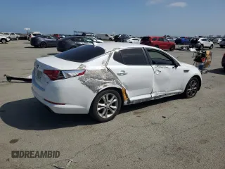 2013 Kia Optima LX z VIN 5XXGM4A76DG206790, wystawiony jako Copart lot #54222565 z przebiegiem 133 077 mil mil oraz Szkoda całkowita • Salvage title. Historia ofert i sprzedaży dostępna na DreamBid. Obrazek 3.