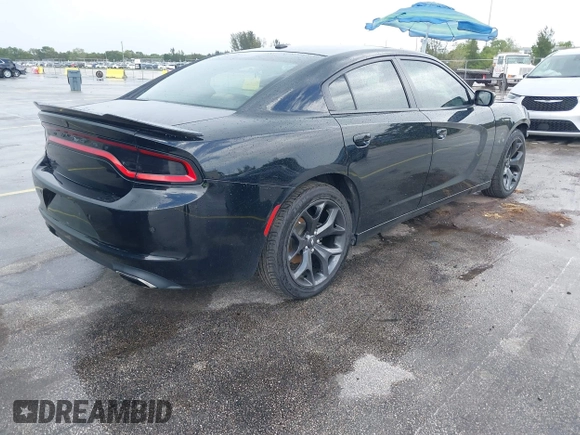 2020 Dodge Charger SXT z VIN 2C3CDXBG4LH238412, wystawiony jako IAAI lot #42494489 z przebiegiem 102 337 mil mil oraz . Historia ofert i sprzedaży dostępna na DreamBid. Obrazek 4.