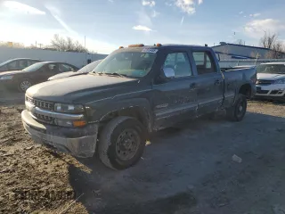 2001 Chevrolet Silverado 1500HD LS with VIN 1GCGK13U71F181268, listed as a Copart auction lot 42863455 with 131,172 mi miles and Clean Title. Bid and sale history available at DreamBid. Image 1.