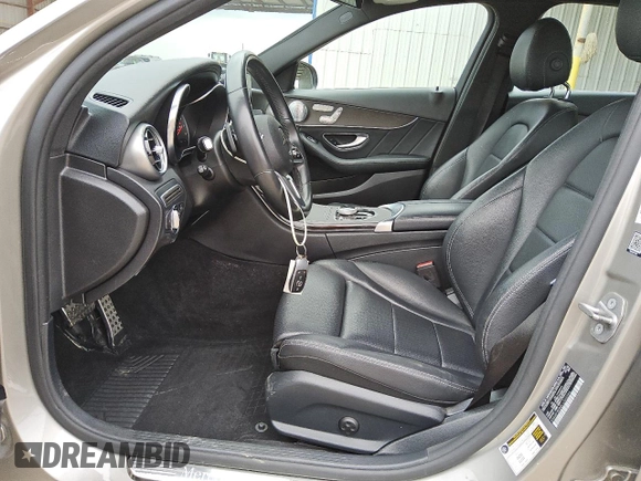 2020 Mercedes-Benz C 300 with VIN 55SWF8EB8LU323346, listed as a Copart auction lot 50419325 with 44,605 mi miles and Clean Title. Bid and sale history available at DreamBid. Image 7.