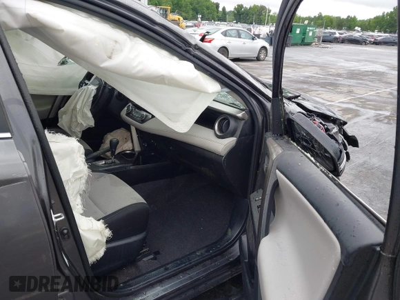 2018 Toyota RAV4 XLE z VIN JTMWFREV3JJ184752, wystawiony jako IAAI lot #42356452 z przebiegiem 79 532 mil mil oraz . Historia ofert i sprzedaży dostępna na DreamBid. Obrazek 5.