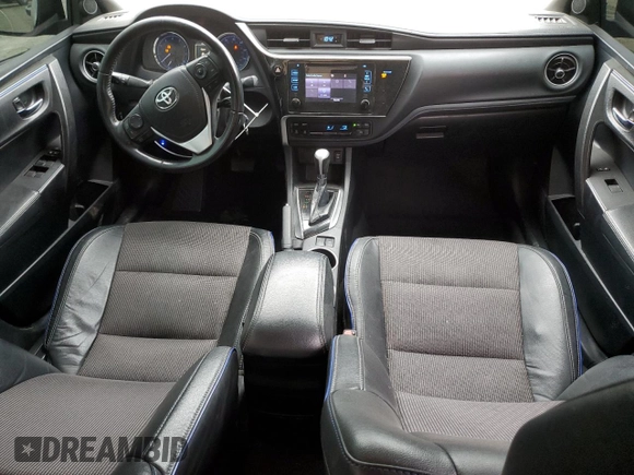 2019 Toyota Corolla L z VIN 2T1BURHE2KC130632, wystawiony jako Copart lot #53754325 z przebiegiem 244 272 mil mil oraz Szkoda całkowita • Salvage title. Historia ofert i sprzedaży dostępna na DreamBid. Obrazek 8.
