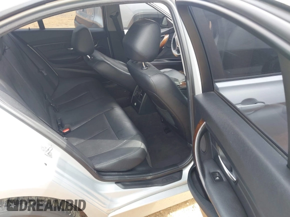 2015 BMW 3 Series 328i with VIN WBA3A5C59FP605386, listed as a IAAI auction lot 42309429 with 164,463 mi miles and . Bid and sale history available at DreamBid. Image 8.