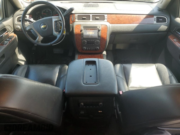 2013 Chevrolet Avalanche LTZ with VIN 3GNTKGE76DG223917, listed as a Copart auction lot 54207885 with 134,269 mi miles and Salvage title. Bid and sale history available at DreamBid. Image 8.