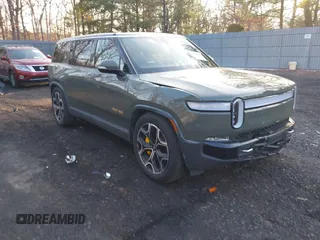 2022 Rivian R1S Launch Edition with VIN 7PDSGABL4NN000409, listed as a IAAI auction lot 41433164 with 39,603 mi miles. Bid and sale history available at carsss.com. Image 1.