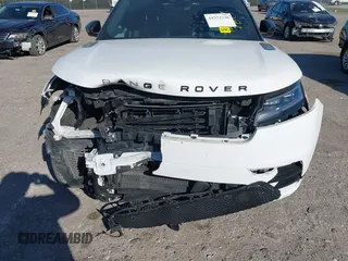 2024 Land Rover Range Rover Velar Dynamic SE with VIN SALYL2EX1RA370322, listed as a IAAI auction lot 41572336 with 32,939 mi miles and . Bid and sale history available at DreamBid. Image 6.