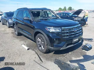 2025 Ford Explorer Active z VIN 1FMUK8DH8SGA47342, wystawiony jako IAAI lot #42074508 z przebiegiem 2776 mil mil oraz . Historia ofert i sprzedaży dostępna na DreamBid. Obrazek 1.