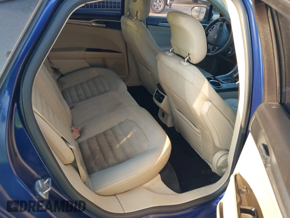 2014 Ford Fusion SE with VIN 3FA6P0HD2ER135684, listed as a IAAI auction lot 42043721 with 161,365 mi miles. Bid and sale history available at carsss.com. Image 8.