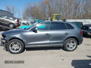 2016 Audi Q5 Premium Plus with VIN WA1L2AFP0GA008793, listed as a IAAI auction lot 41779636 with 157,442 mi miles. Bid and sale history available at carsss.com. Image 14.