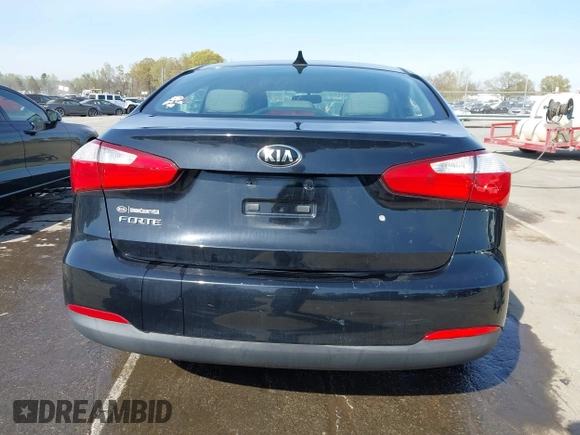 2014 Kia Forte LX with VIN KNAFK4A69E5147424, listed as a IAAI auction lot 41913598 with 117,503 mi miles. Bid and sale history available at carsss.com. Image 16.