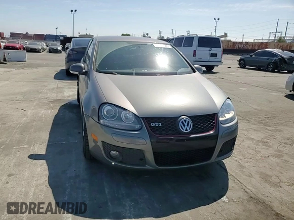 2008 Volkswagen GTI z VIN WVWHV71K98W216614, wystawiony jako Copart lot #50588645 z przebiegiem 272 440 mil mil oraz Szkoda całkowita • Salvage title. Historia ofert i sprzedaży dostępna na DreamBid. Obrazek 11.