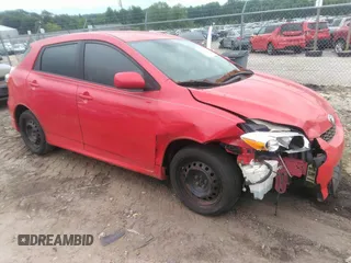 2010 Toyota Matrix z VIN 2T1KU4EE4AC480821, wystawiony jako IAAI lot #42445957 z przebiegiem 166 720 mil mil oraz . Historia ofert i sprzedaży dostępna na DreamBid. Obrazek 1.
