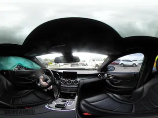 2018 Mercedes-Benz C-Class C 300 with VIN 55SWF4JB4JU260399, listed as a IAAI auction lot 41728747 with 91,596 mi miles. Bid and sale history available at carsss.com. Image 19.