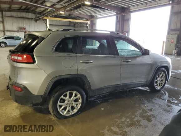 2017 Jeep Cherokee Latitude with VIN 1C4PJLCB9HW535816, listed as a Copart auction lot 52905295 with 61,648 mi miles and Clean Title. Bid and sale history available at DreamBid. Image 3.