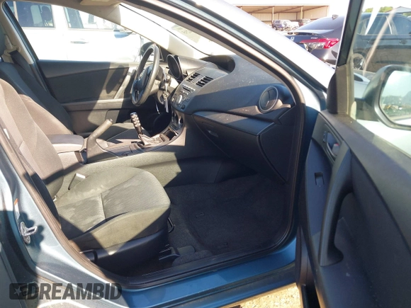 2011 Mazda 3 i Sport with VIN JM1BL1UF6B1399918, listed as a IAAI auction lot 42024295 with 138,160 mi miles. Bid and sale history available at carsss.com. Image 5.