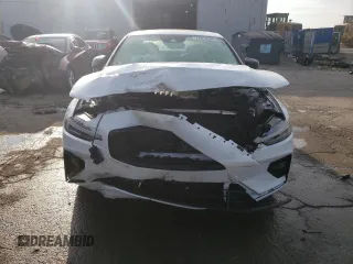 2022 Volvo S60 Momentum with VIN 7JRL12TZ1NG155866, listed as a Copart auction lot 72074204 with 21,810 mi miles and Salvage Title. Bid and sale history available at carsss.com. Image 5.