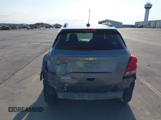 2020 Chevrolet Trax LT with VIN 3GNCJPSB7LL150297, listed as a IAAI auction lot 42077006 with 77,381 mi miles and . Bid and sale history available at DreamBid. Image 6.