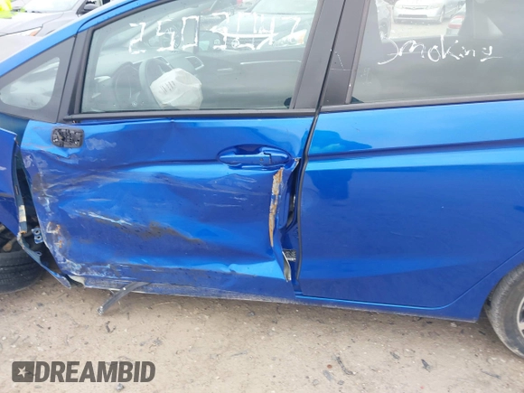 2015 Honda Fit EX-L with VIN 3HGGK5H87FM766816, listed as a IAAI auction lot 41907606 with 1 mi miles. Bid and sale history available at carsss.com. Image 15.