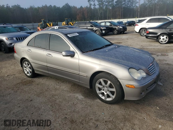 2007 Mercedes-Benz C 280 Luxury with VIN WDBRF54H07F857329, listed as a Copart auction lot 85260294 with 185,344 mi miles and Salvage title. Bid and sale history available at DreamBid. Image 4.