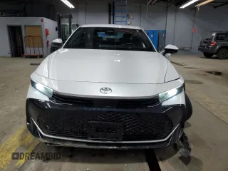 2023 Toyota Crown XLE z VIN JTDAAAAF3P3014834, wystawiony jako Copart lot #50946785 z przebiegiem 28 117 mil mil oraz Szkoda całkowita • Salvage title. Historia ofert i sprzedaży dostępna na DreamBid. Obrazek 5.