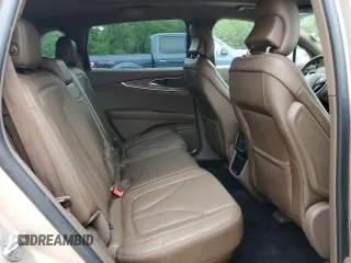 2017 Lincoln MKX Reserve с VIN 2LMPJ8LP3HBL29739, выставлен на аукционе Copart как лот 56948415 с пробегом 24 369 миль миль и Списание • Salvage title. История ставок и продаж доступна на DreamBid. Изображение 11.