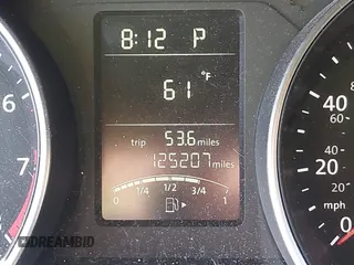 2015 Volkswagen Jetta SE с VIN 3VWD07AJ4FM407209, выставлен на аукционе IAAI как лот 42262291 с пробегом 125 207 миль миль и . История ставок и продаж доступна на DreamBid. Изображение 7.