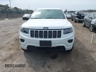 2015 Jeep Grand Cherokee Laredo with VIN 1C4RJFAG4FC905092, listed as a IAAI auction lot 41945933 with 97,854 mi miles. Bid and sale history available at carsss.com. Image 12.