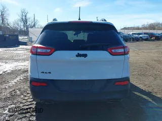 2017 Jeep Cherokee Sport with VIN 1C4PJMAS8HW633678, listed as a IAAI auction lot 41669785 with 99,309 mi miles and . Bid and sale history available at DreamBid. Image 16.